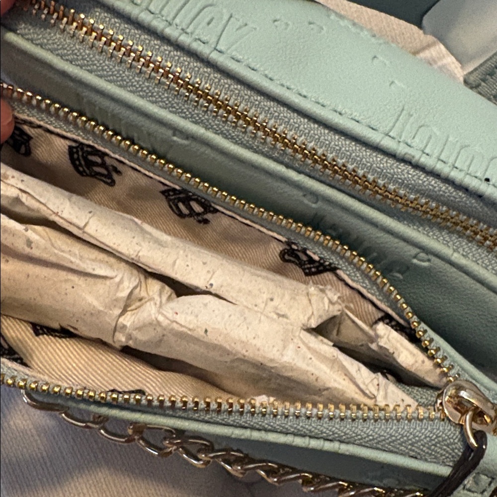 JUICY COUTURE “Double Up” crossbody bag - Picture 6 of 10